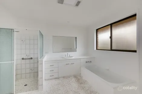 Property photo of 8 Eunice Court Kearneys Spring QLD 4350