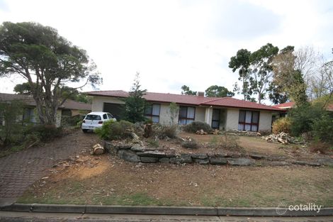 8 Iona Rd, Aberfoyle Park, SA 5159