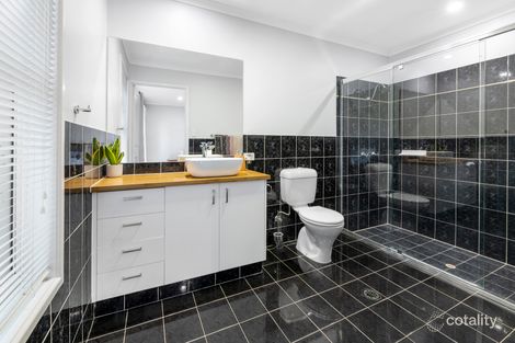Property photo of 15 Kallaroo Crescent Ashmore QLD 4214