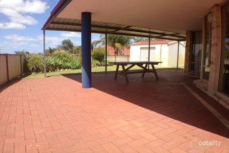 Property photo of 17 Challenger Rise Australind WA 6233