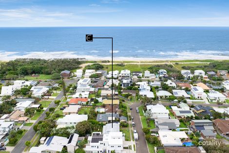 25 Narambi St, Warana, QLD 4575