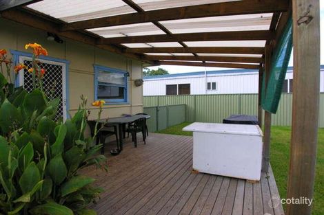 Property photo of 10 Fran Avenue Berkeley Vale NSW 2261