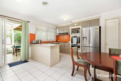Property photo of 2 Bartram Rise Viewbank VIC 3084