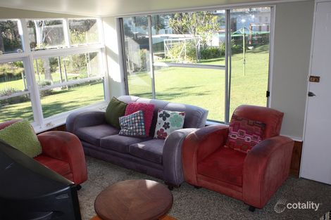 Property photo of 6 Pine Street Bendalong NSW 2539