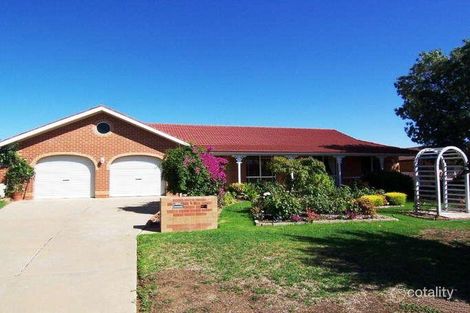 46 Langi Cres, Glenfield Park, NSW 2650