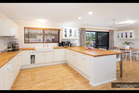 Property photo of 32 Matingara Street Chapel Hill QLD 4069