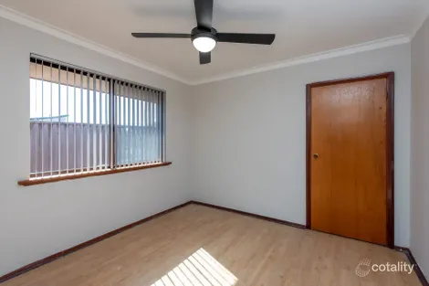 Property photo of 22 Oceanside Promenade Mullaloo WA 6027