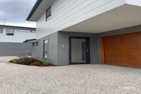 18 Talone Rd, Blackmans Bay, TAS 7052