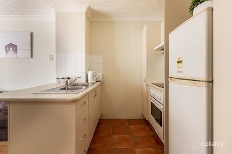 Property photo of 2/33-37 Lenneberg Street Southport QLD 4215