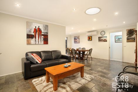 Property photo of 5 Elda Court Cranbourne North VIC 3977