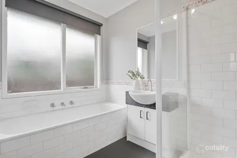 Property photo of 254B Dorset Road Croydon VIC 3136
