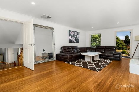 Property photo of 32 Francesco Drive Dandenong North VIC 3175