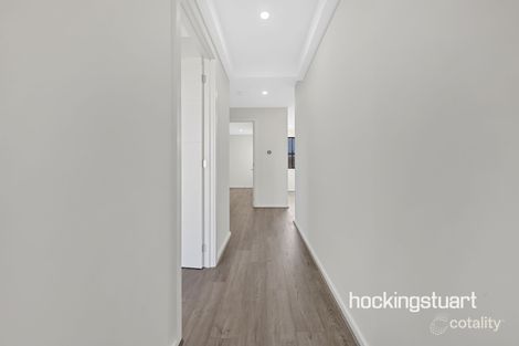 Property photo of 12 Cowwarr Crescent Wollert VIC 3750