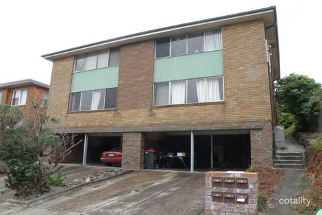 Property photo of 4/9 Mosbri Crescent The Hill NSW 2300