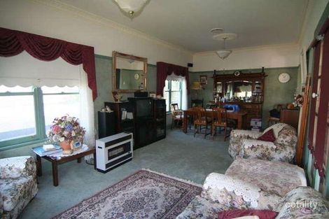 Property photo of 30 Lumsdaine Street Picton NSW 2571