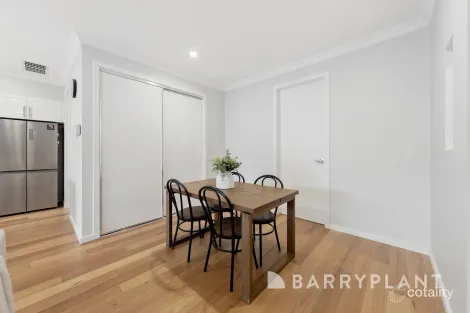Property photo of 2/36 McLeod Road St Albans VIC 3021