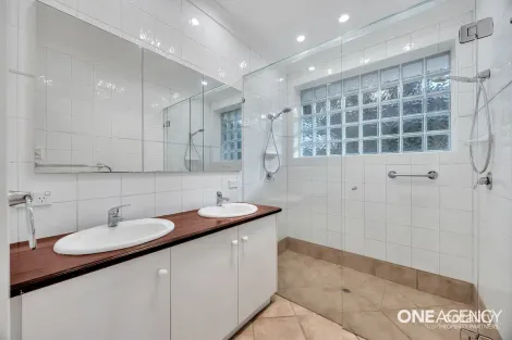 Property photo of 2 Rachael Court Seabrook VIC 3028