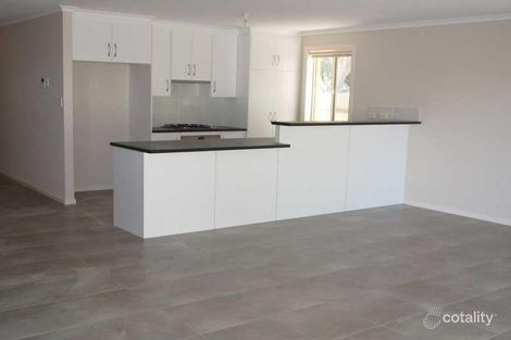 10-10a Gum Tree Dr, Hope Valley, SA 5090