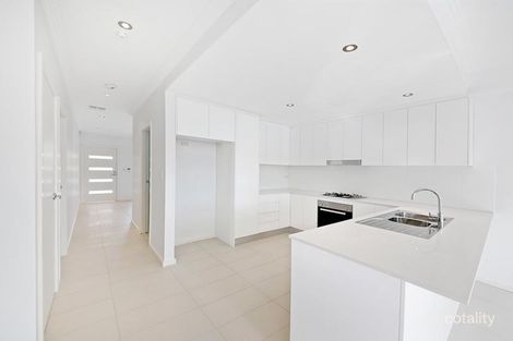 Property photo of 17 Firetail Circuit Cranebrook NSW 2749
