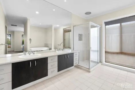 Property photo of 20 Lakeside Drive Wallan VIC 3756