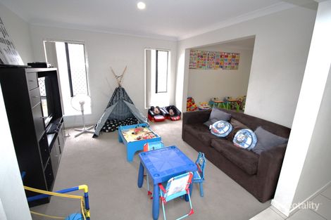 Property photo of 18 Lachlan Lane Hillcrest QLD 4118