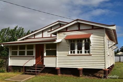 4 Charlotte St, Newtown, QLD 4350