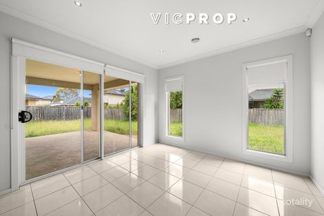Property photo of 13 Maritime Circuit Point Cook VIC 3030