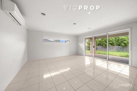 Property photo of 13 Maritime Circuit Point Cook VIC 3030