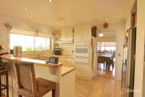 Property photo of 10 Leicester Square Inverloch VIC 3996