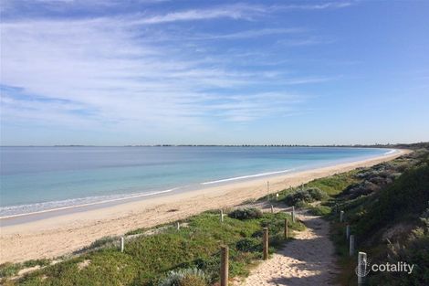 Property photo of 21 Eiffel Crescent Port Kennedy WA 6172