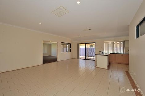 Property photo of 21 Eiffel Crescent Port Kennedy WA 6172