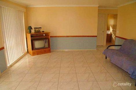 Property photo of 1 Rae Place Currans Hill NSW 2567