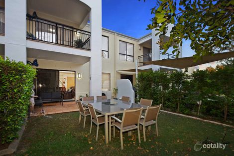 Property photo of 8871 Magnolia Drive East Hope Island QLD 4212