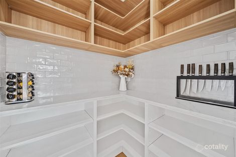 Property photo of 30 Fig Tree Circuit Bahrs Scrub QLD 4207