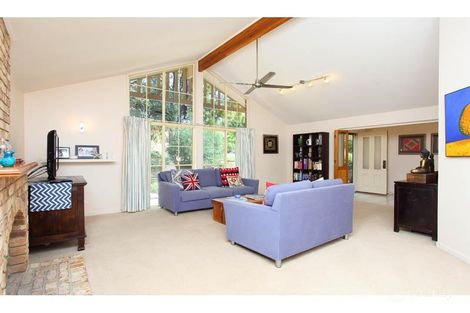 Property photo of 3 Errogie Place Fig Tree Pocket QLD 4069