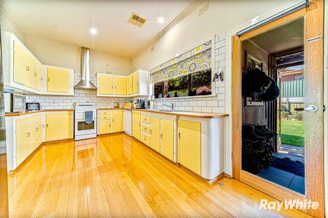 Property photo of 5 Margaret Crescent Flora Hill VIC 3550