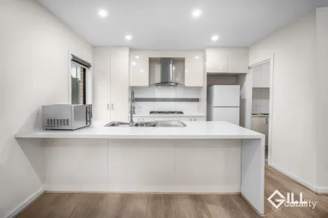 Property photo of 3/73 Cheviot Avenue Berwick VIC 3806