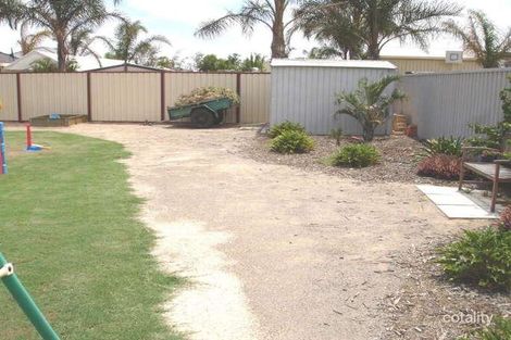 Property photo of 7 Weeloo Road Waggrakine WA 6530