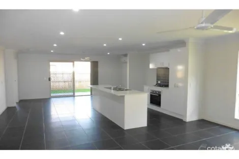 Property photo of 7 Bluestone Drive Logan Reserve QLD 4133