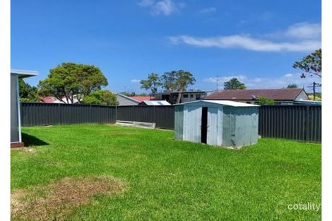 Property photo of 24 White Swan Avenue Blue Haven NSW 2262