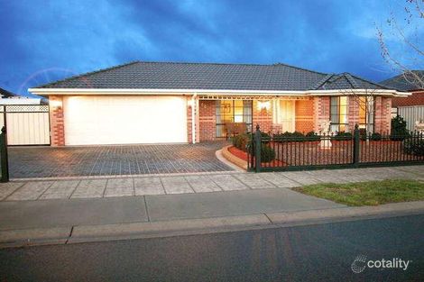 66 Lakes Dr, Craigieburn, VIC 3064