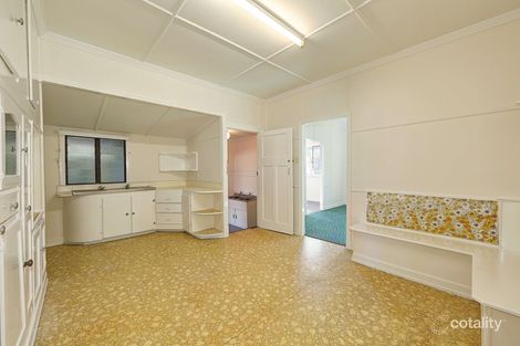 Property photo of 73 Avenell Street Avenell Heights QLD 4670