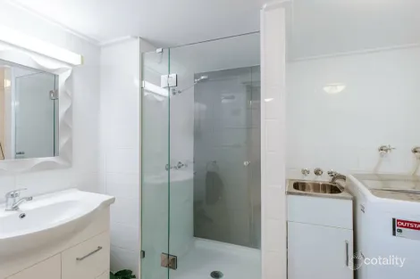 Property photo of 16/11-15 Port Douglas Road Port Douglas QLD 4877
