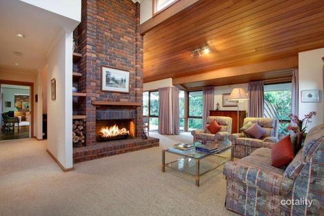 Property photo of 18 Hemingway Avenue Templestowe VIC 3106