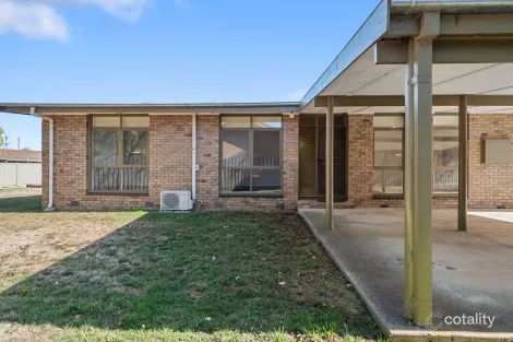 2/7 Coonatta St, Alfredton, VIC 3350