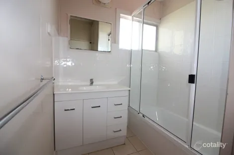 Property photo of 6 Banks Crescent Sunset QLD 4825