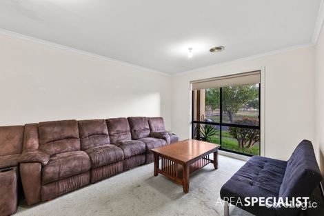 Property photo of 12 Mochrie Grove Cairnlea VIC 3023