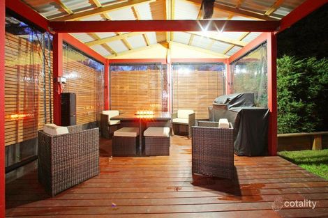 Property photo of 8 Stevens Place Rowville VIC 3178