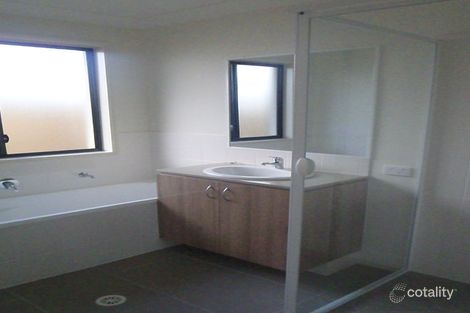 Property photo of 105 Scarborough Circuit Blacks Beach QLD 4740