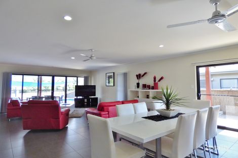 Property photo of 21 Waite Creek Court Cannonvale QLD 4802